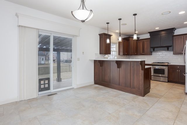 2807 Vrooman Court, Bloomington, IL 61704