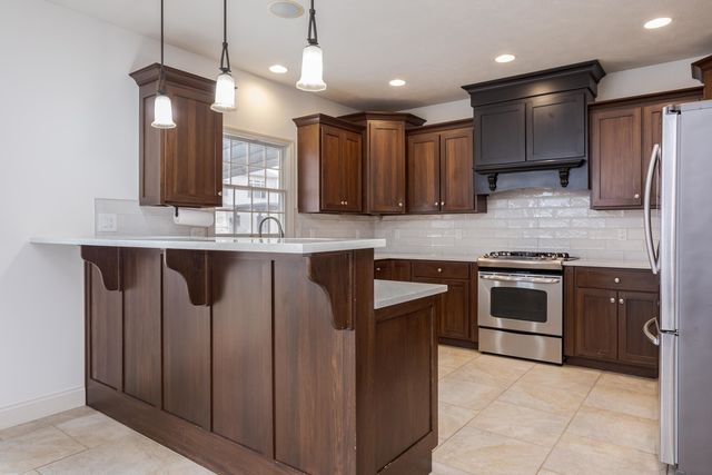 2807 Vrooman Court, Bloomington, IL 61704