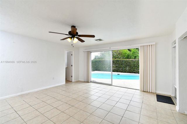 25 N Maples St., Lehigh Acres, FL 33936