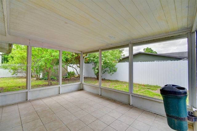 25 N Maples St., Lehigh Acres, FL 33936