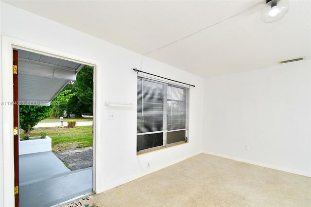 25 N Maples St., Lehigh Acres, FL 33936