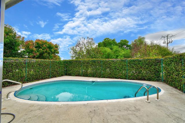 25 N Maples St., Lehigh Acres, FL 33936