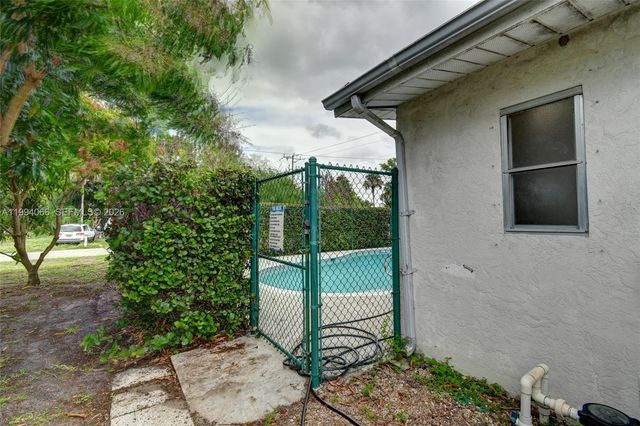 25 N Maples St., Lehigh Acres, FL 33936