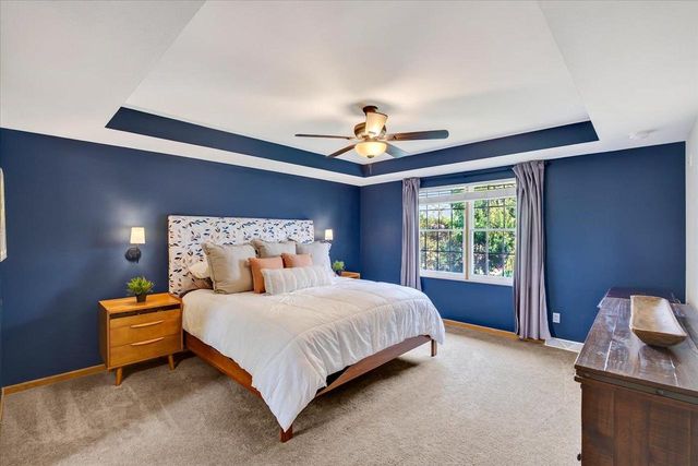 1398 Overlook Pass, Sun Prairie, WI 53590