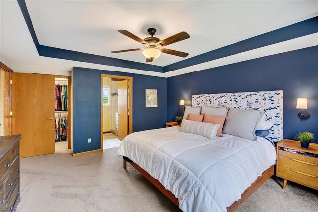 1398 Overlook Pass, Sun Prairie, WI 53590