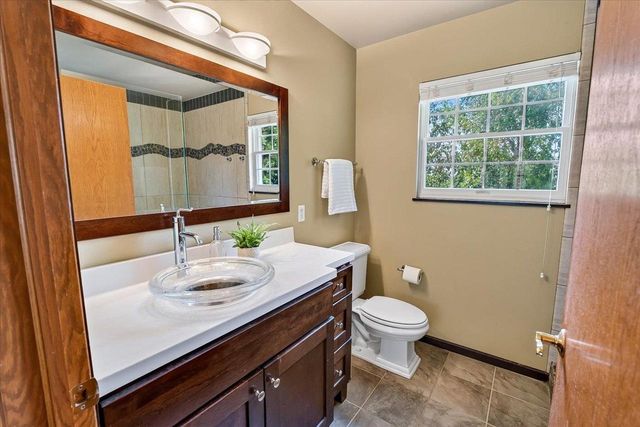 1398 Overlook Pass, Sun Prairie, WI 53590