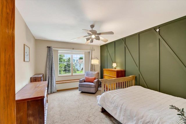 1398 Overlook Pass, Sun Prairie, WI 53590