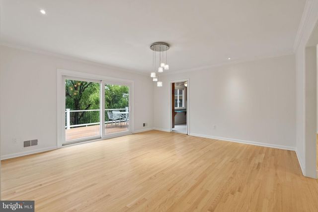 5023 SANGAMORE RD, Bethesda, MD 20816