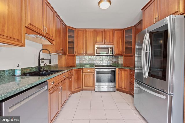 5023 SANGAMORE RD, Bethesda, MD 20816