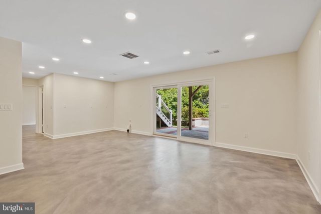 5023 SANGAMORE RD, Bethesda, MD 20816