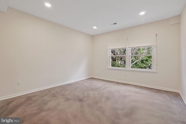 5023 SANGAMORE RD, Bethesda, MD 20816