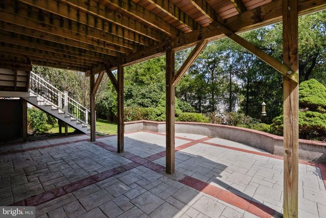 5023 SANGAMORE RD, Bethesda, MD 20816