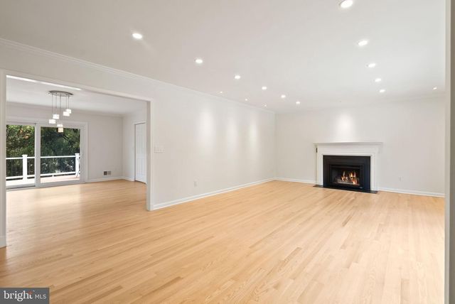5023 SANGAMORE RD, Bethesda, MD 20816