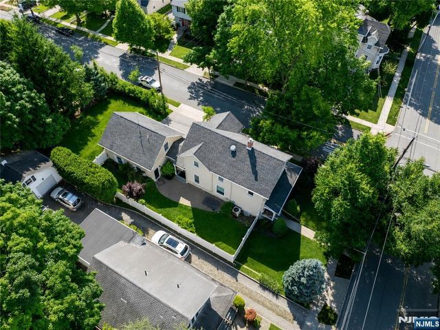 308 Demarest Avenue, Closter, NJ 07624