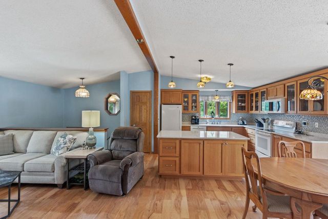 836 Richmond Way, Nekoosa, WI 54457