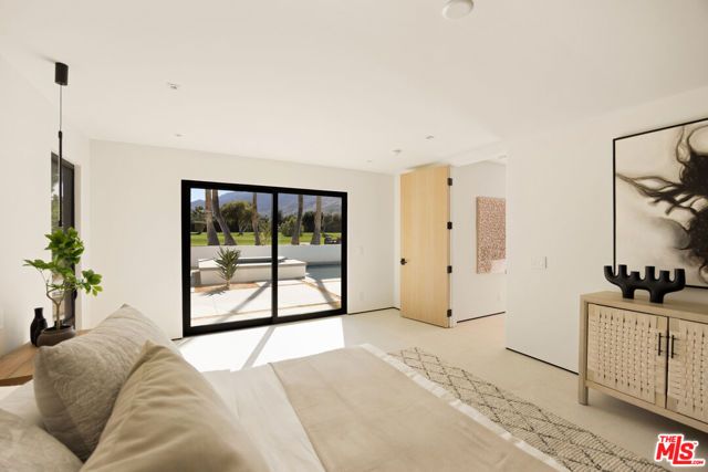 483 E Santiago Way, Palm Springs, CA 92264