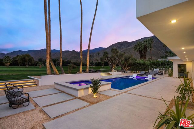 483 E Santiago Way, Palm Springs, CA 92264