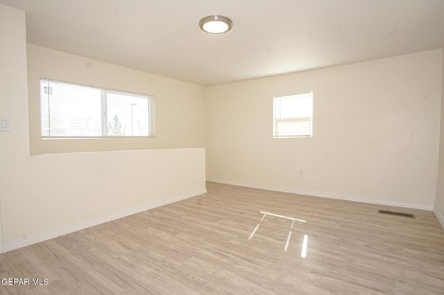 7320 Dale Road 3, El Paso, TX 79915