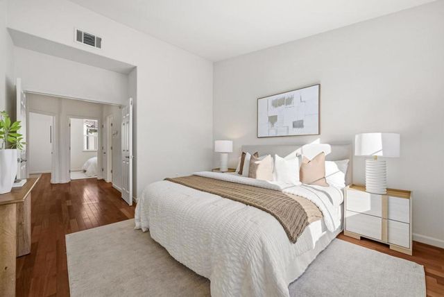 1158 Mente Linda Loop, Milpitas, CA 95035