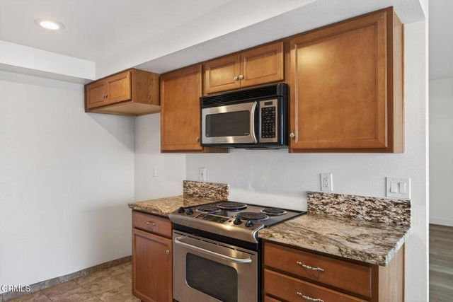 165 Courtyard Drive, Port Hueneme, CA 93041