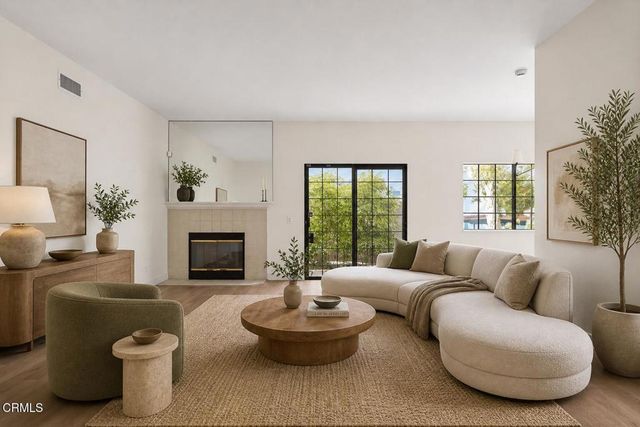 165 Courtyard Drive, Port Hueneme, CA 93041