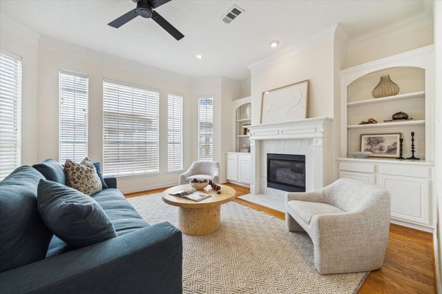 909 Reinicke Street, Houston, TX 77007