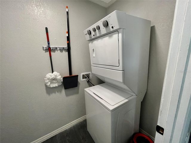 1219 E EMMA STREET, Tampa, FL 33603