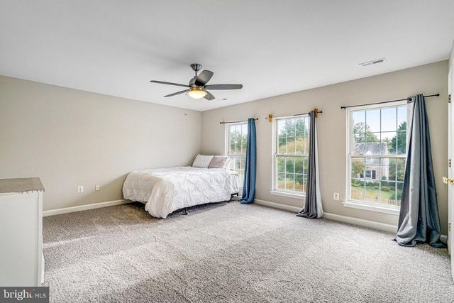 3444 WASHINGTON DR, Falls Church, VA 22041