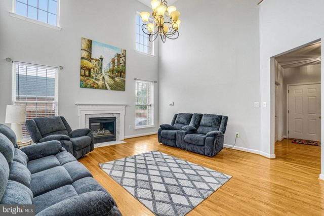 3444 WASHINGTON DR, Falls Church, VA 22041