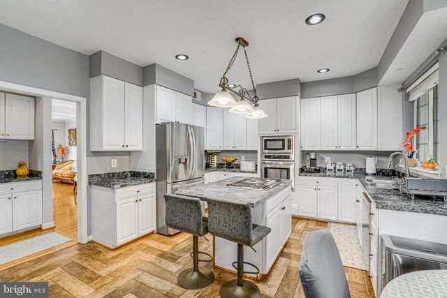 3444 WASHINGTON DR, Falls Church, VA 22041