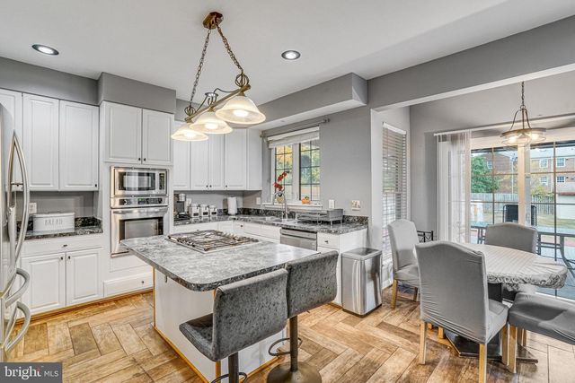 3444 WASHINGTON DR, Falls Church, VA 22041