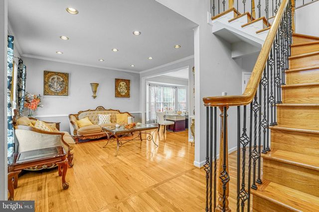 3444 WASHINGTON DR, Falls Church, VA 22041
