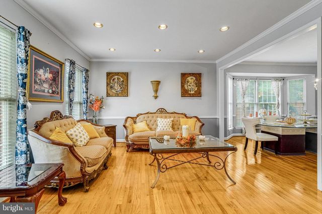 3444 WASHINGTON DR, Falls Church, VA 22041