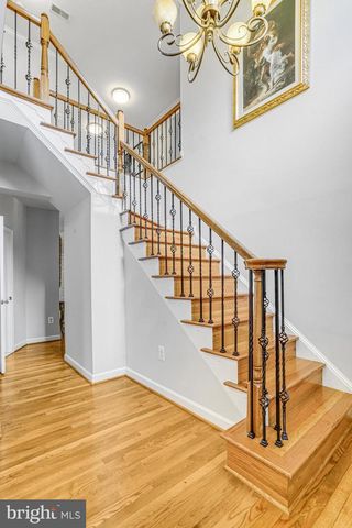 3444 WASHINGTON DR, Falls Church, VA 22041