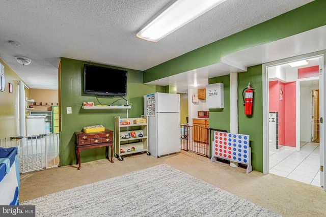 3444 WASHINGTON DR, Falls Church, VA 22041