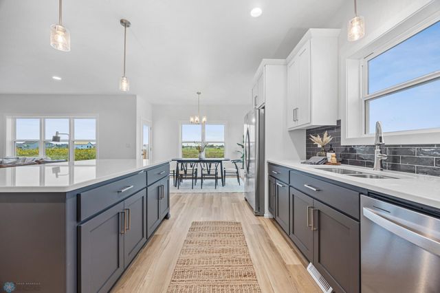 8447 61 Street S, Horace, ND 58047