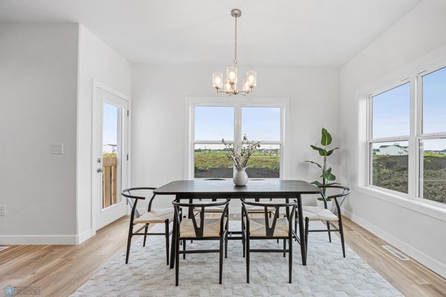 8447 61 Street S, Horace, ND 58047