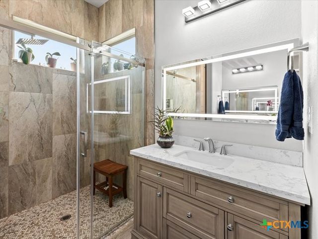 128 Strada Luca, Florence, TX 76527
