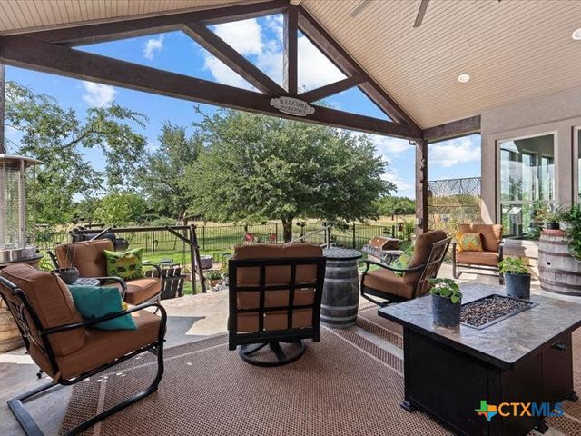 128 Strada Luca, Florence, TX 76527