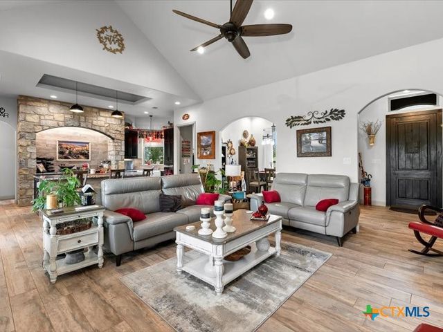 128 Strada Luca, Florence, TX 76527