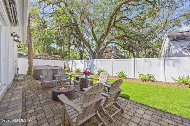 398 SHERRY Drive, Atlantic Beach, FL 32233