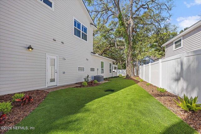 398 SHERRY Drive, Atlantic Beach, FL 32233