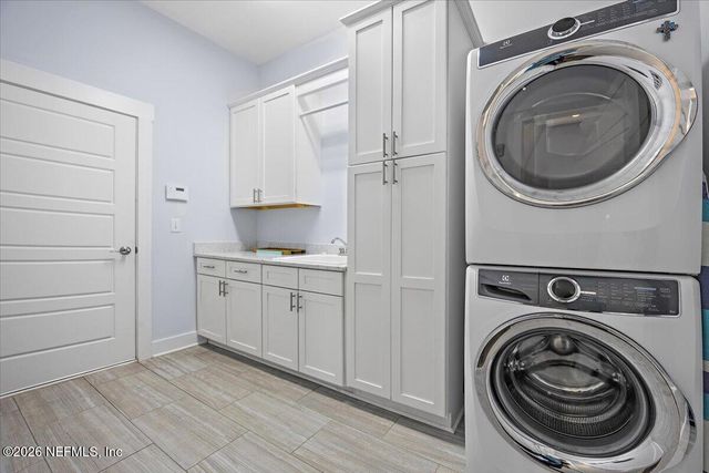 398 SHERRY Drive, Atlantic Beach, FL 32233