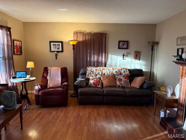 10357 County Road 605, Dexter, MO 63841