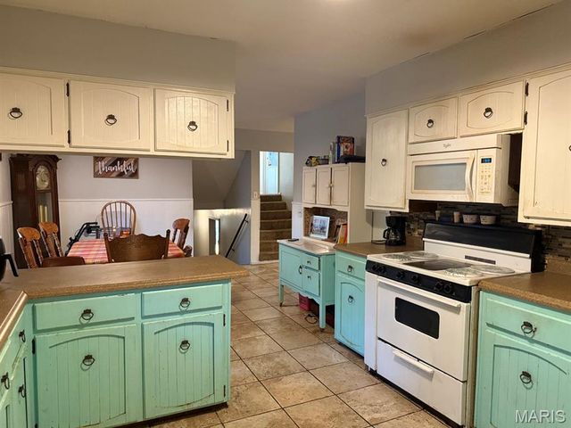 10357 County Road 605, Dexter, MO 63841