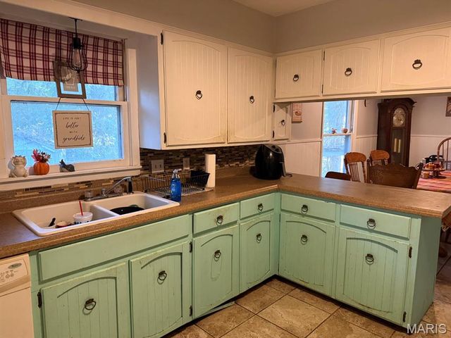 10357 County Road 605, Dexter, MO 63841