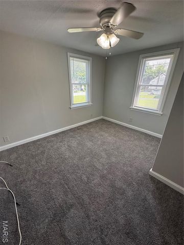 3219 Royalton Avenue, St Louis, MO 63114