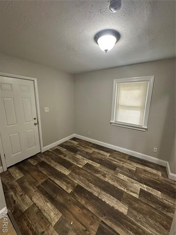 3219 Royalton Avenue, St Louis, MO 63114