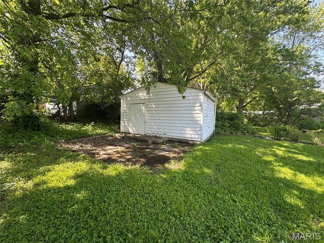 3219 Royalton Avenue, St Louis, MO 63114