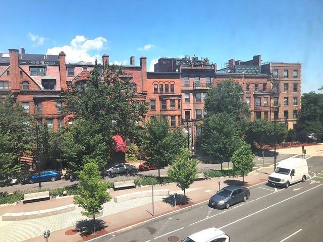 475 Commonwealth Avenue 306, Boston, MA 02215